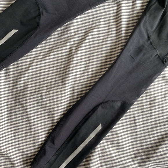 NWT* New Balance Mesh Leggings, Women's, Small - Picture 4 of 4